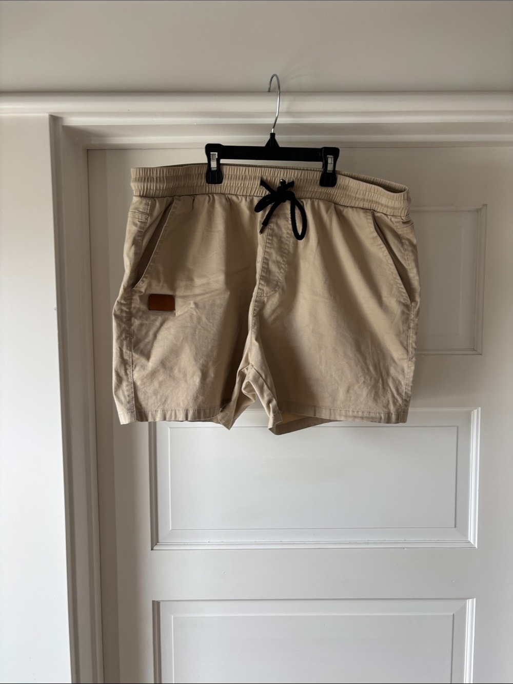 Men's Casual Drawstring Shorts in Beige